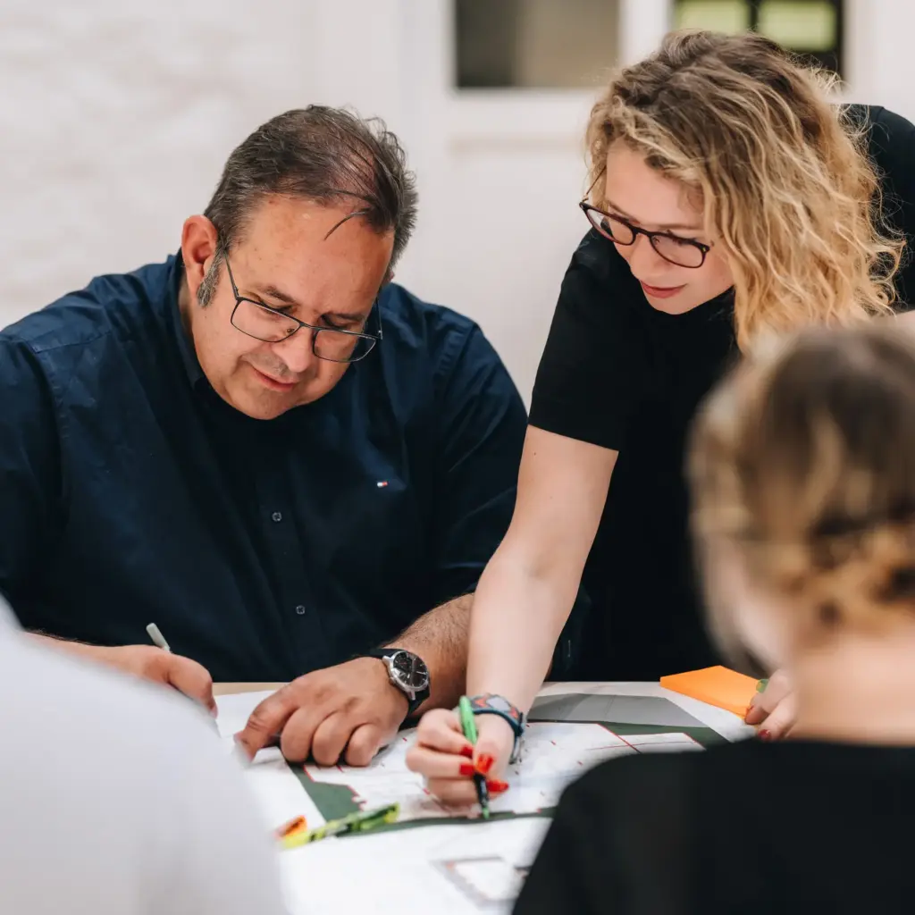 Schulbauberatung bei conceptk – conceptk Team bei der Konzeption